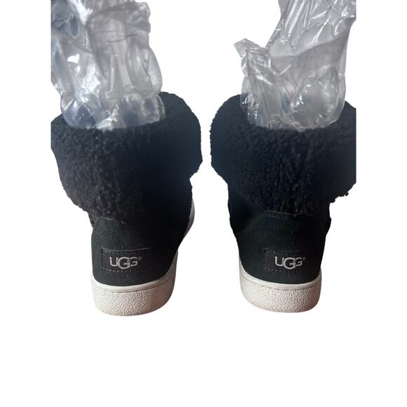 UGG Mika Black Pull on Suede Bootie Rubber Sole Women's 6 - Picture 10 of 14